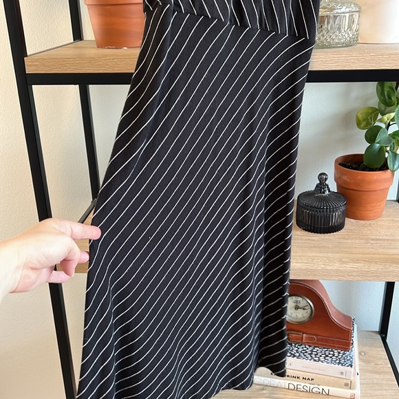 Athleta Santorini Striped Pinstripe Sleeveless Athletic Jersey Knit Dress, XS - Picture 4 of 7